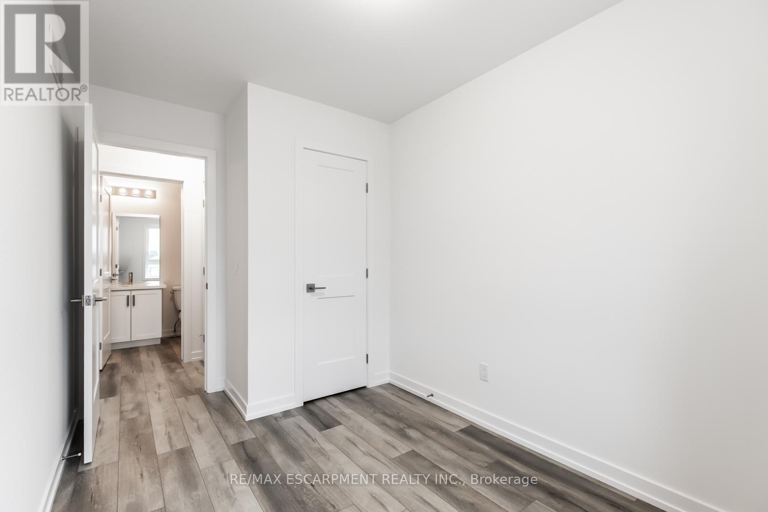 12 - 70 Kenesky Drive, Hamilton, ON - Indoor Photo Showing Other Room