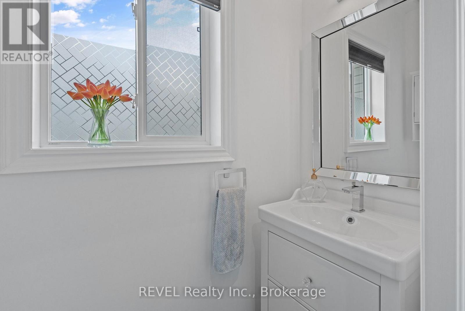 1018 Kerby Street, Fort Erie (Crescent Park), ON - Indoor