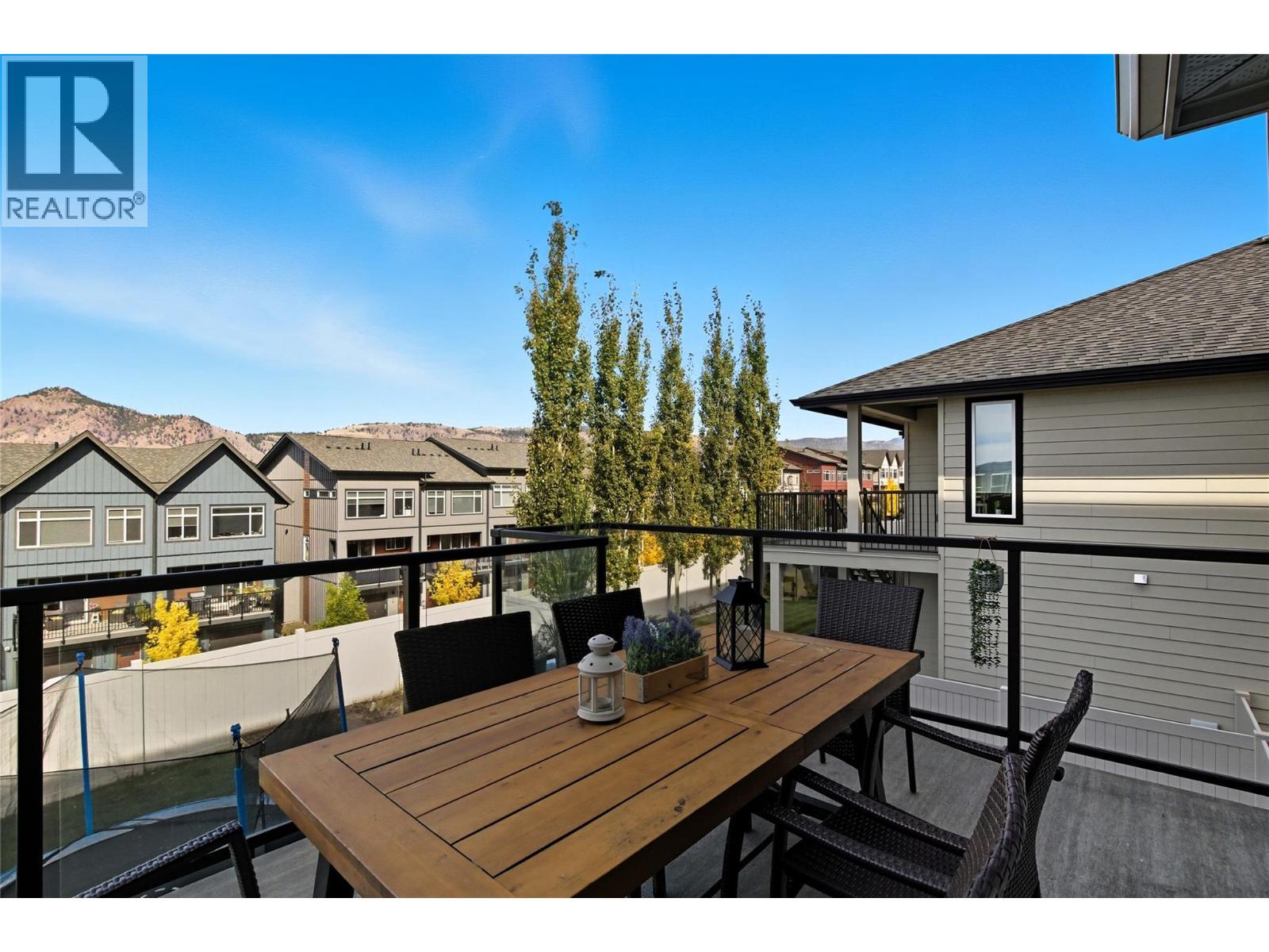 1553 Emerald Drive, Kamloops, BC - Outdoor With Deck Patio Veranda With Exterior