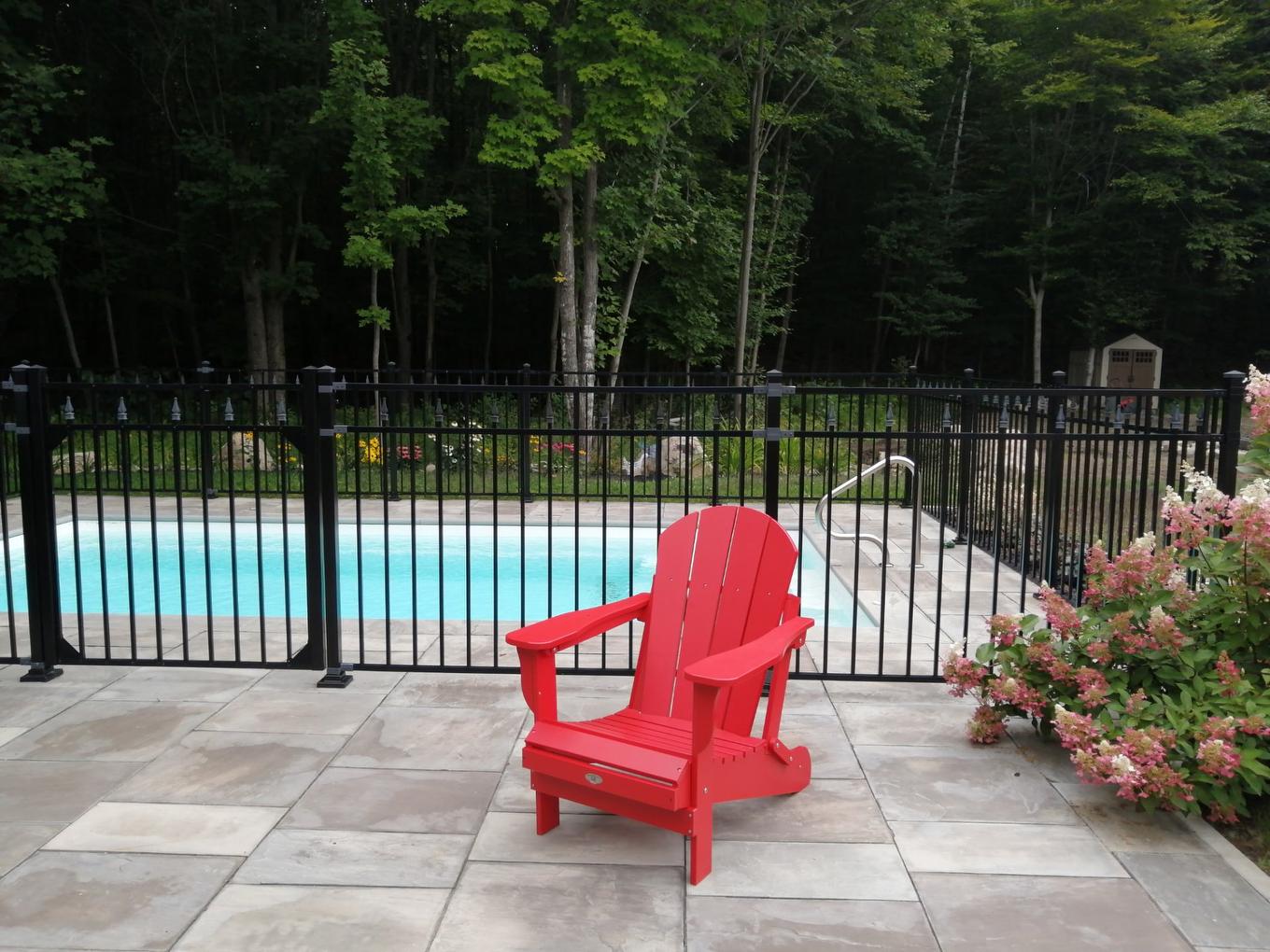 Pool - 18 Rue De La Cortland, Brownsburg-Chatham, QC - Outdoor With In Ground Pool