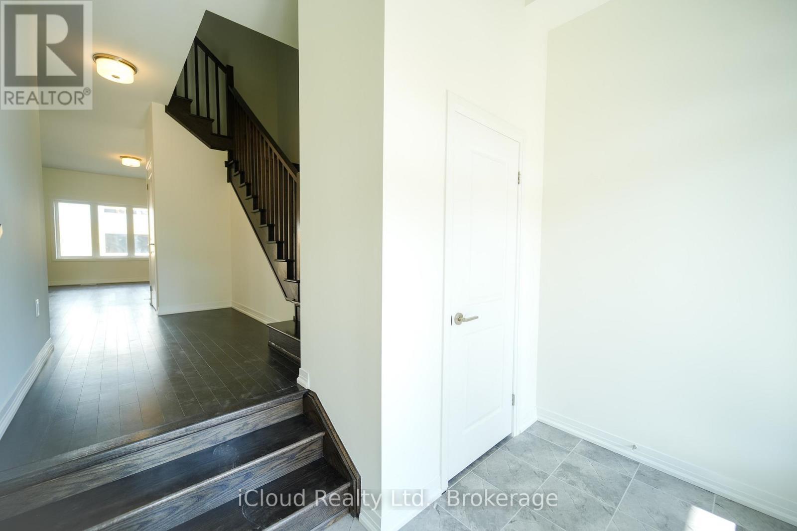 67 George Brier Drive E, Brant, ON - Indoor Photo Showing Other Room