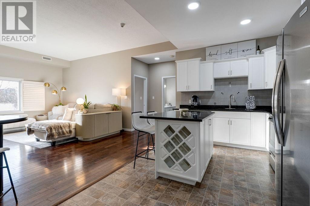 1717 Paris Street E Unit# 303, Sudbury, ON - Indoor Photo Showing Kitchen