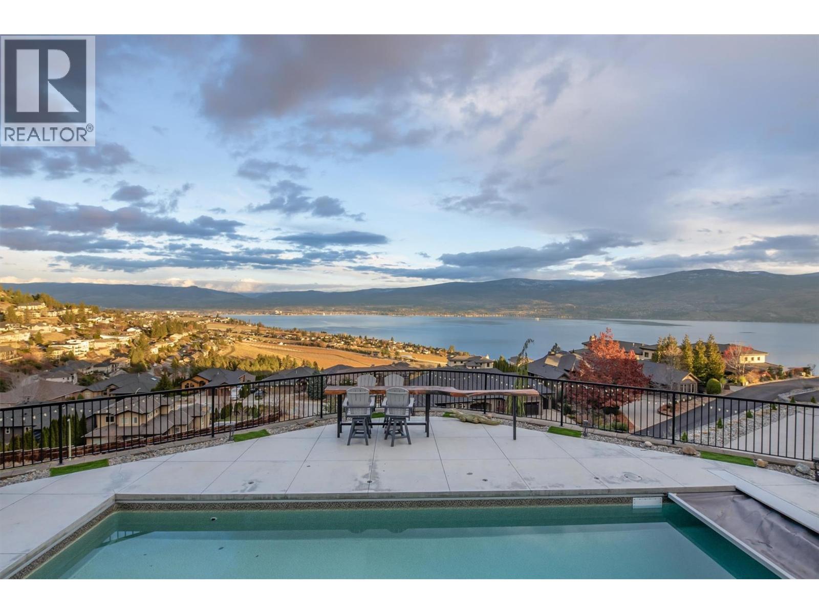 3279 Vineyard View Drive, West Kelowna, BC - Outdoor With In Ground Pool With View