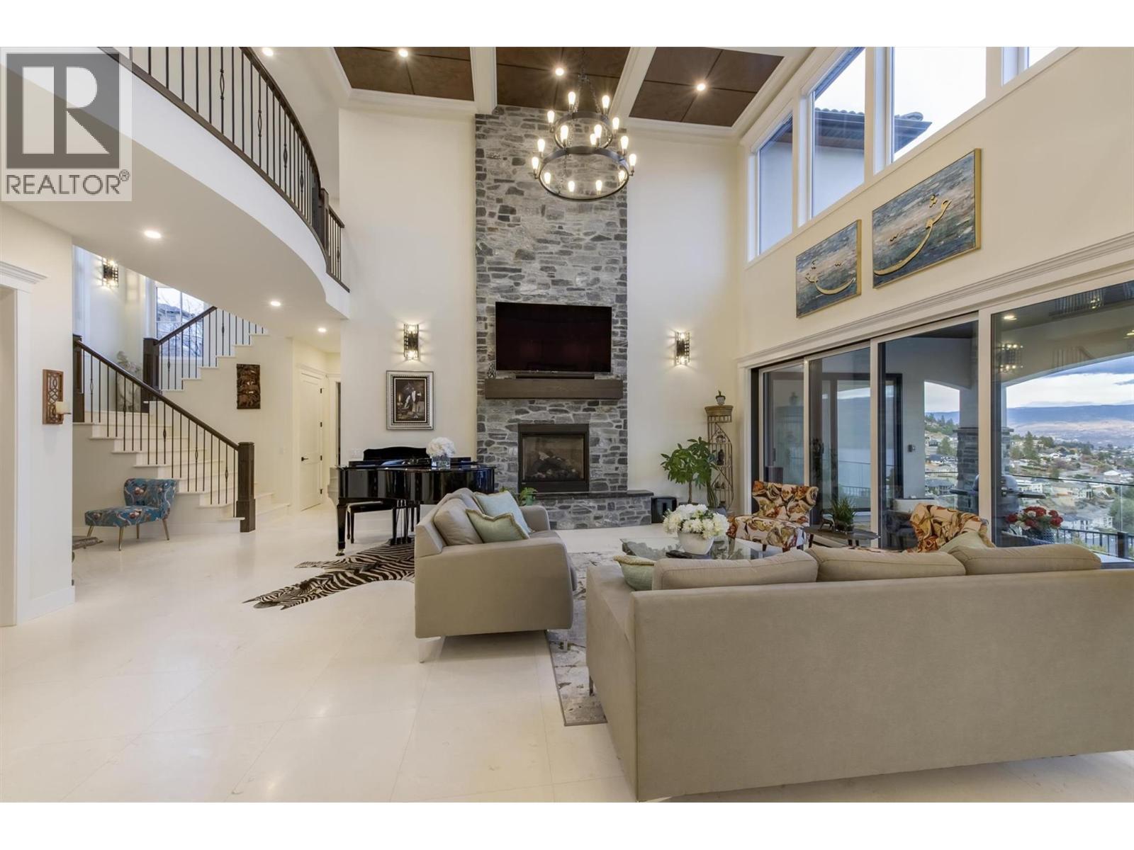 3279 Vineyard View Drive, West Kelowna, BC - Indoor Photo Showing Other Room With Fireplace