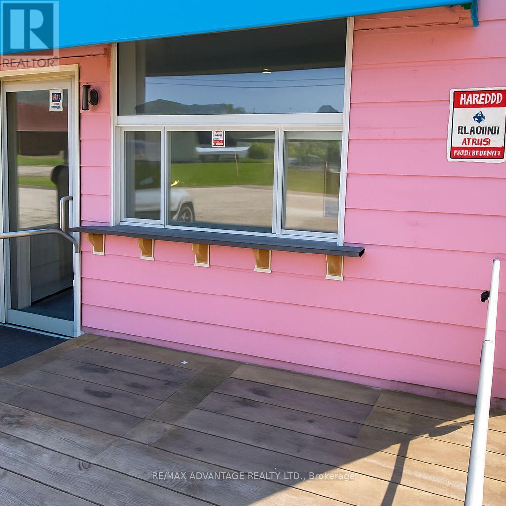 204 Carlow Road, Central Elgin, ON