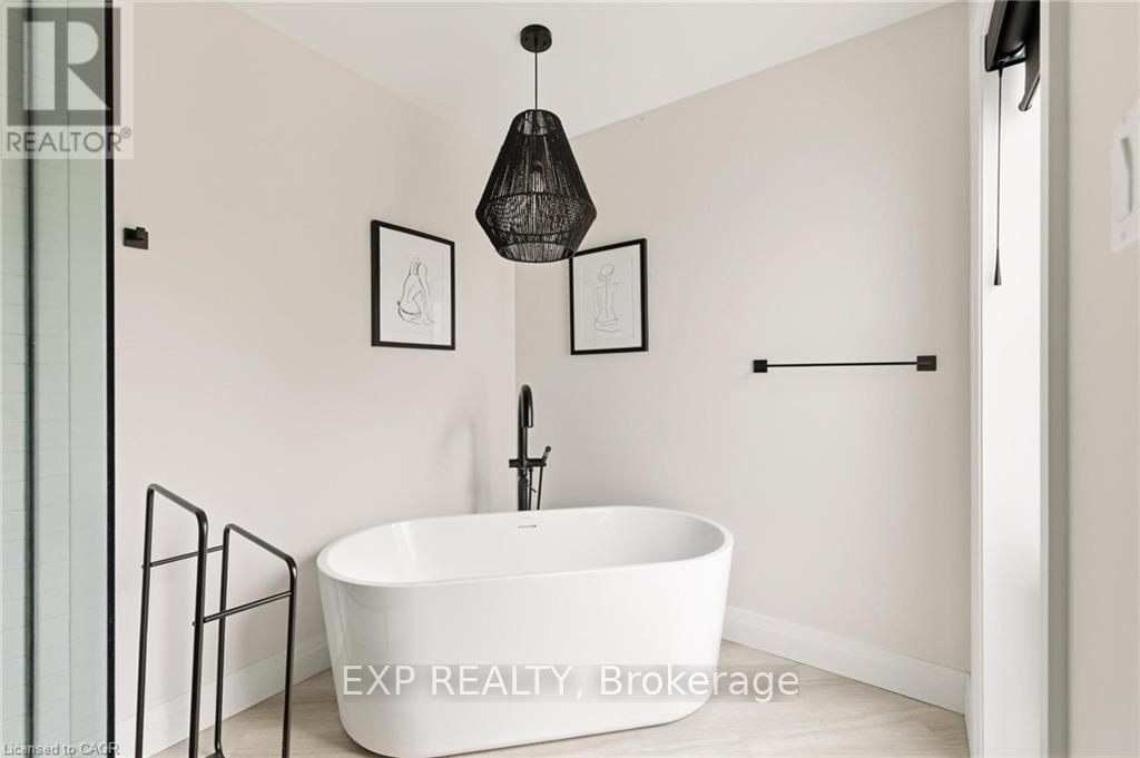 26 Huron Street, Lambton Shores, ON - Indoor Photo Showing Bathroom