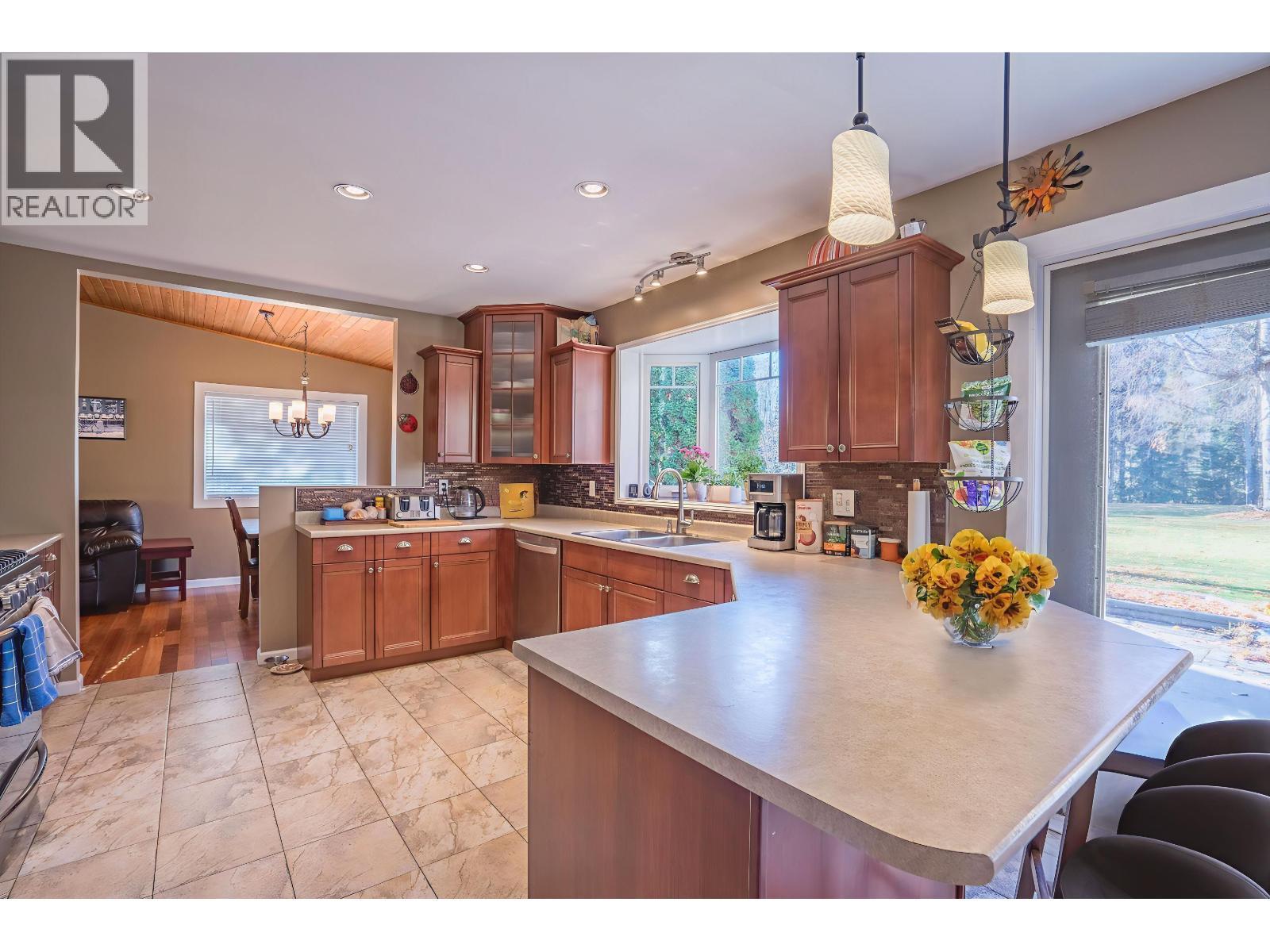 7125 Valleyview Drive, Prince George, BC - Indoor