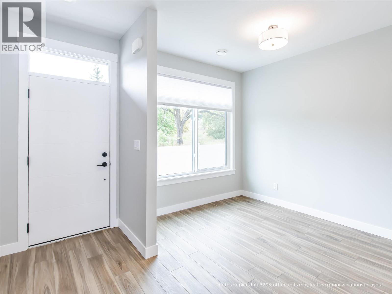 2110 11 Avenue Ne Unit# B205, Salmon Arm, BC - Indoor Photo Showing Other Room