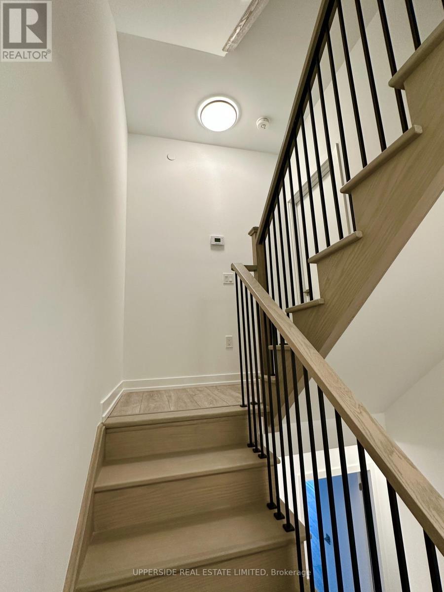 41 - 30 Calamint Lane, Toronto, ON - Indoor Photo Showing Other Room