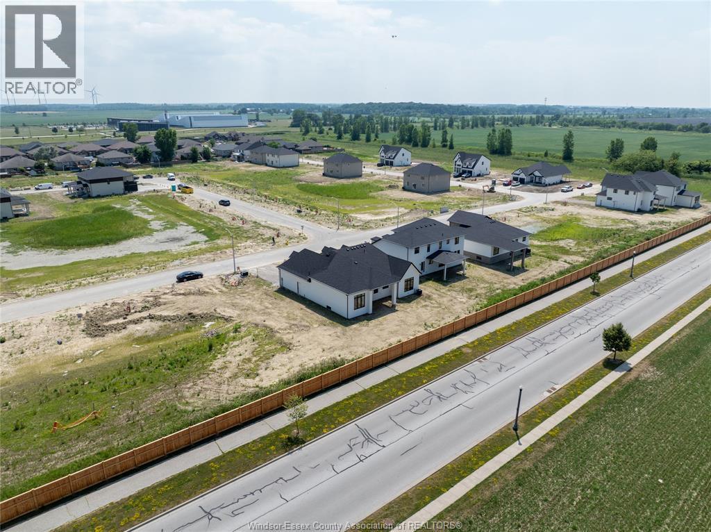 633 Summit Street, Lakeshore, ON - Outdoor With View