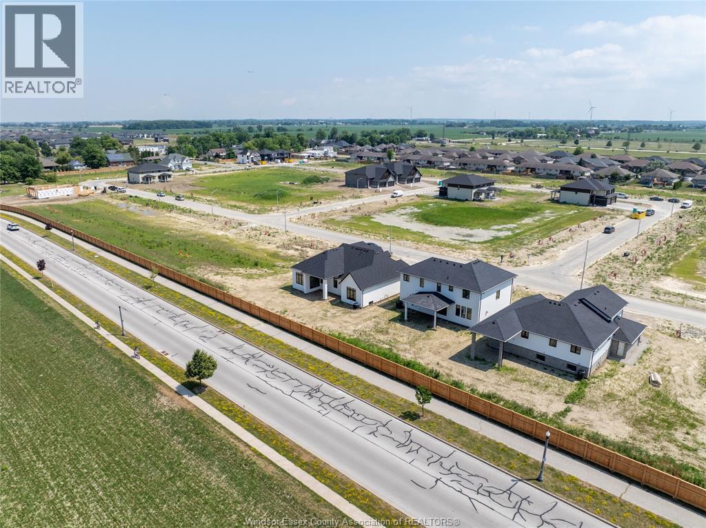 633 Summit Street, Lakeshore, ON - Outdoor With View