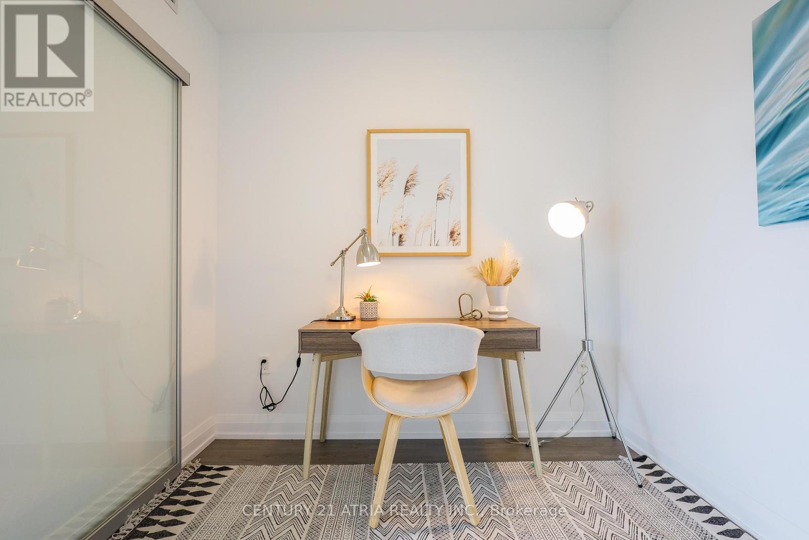 2105 - 77 Mutual Street, Toronto, ON - Indoor