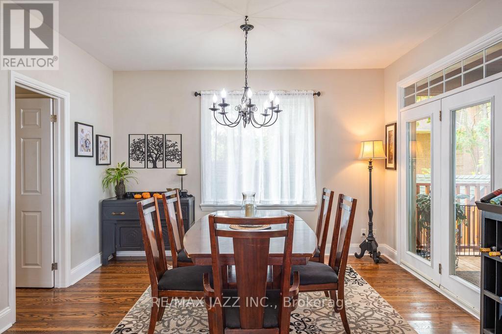 122 Morris Lane, Scugog, ON - Indoor Photo Showing Dining Room
