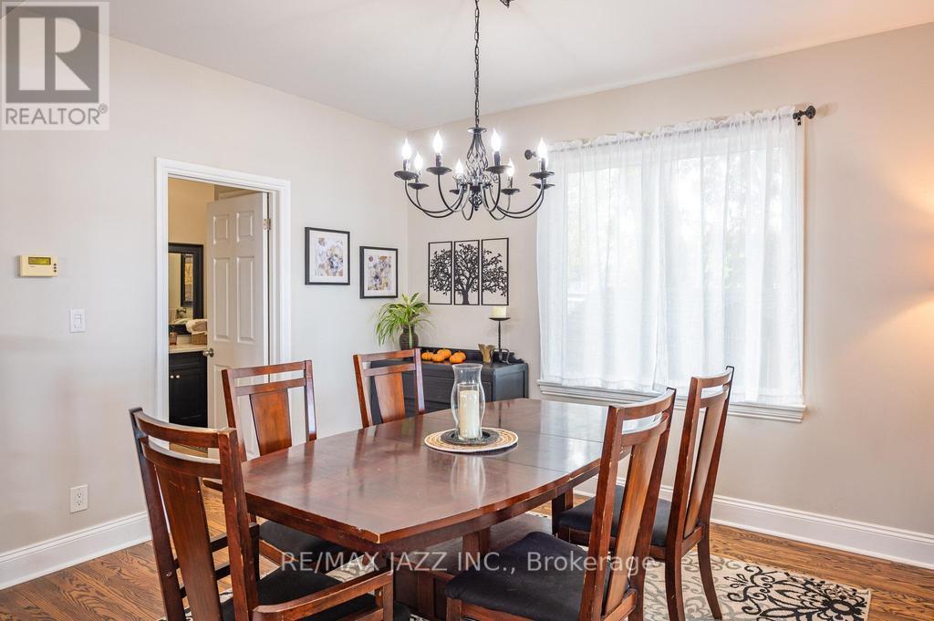 122 Morris Lane, Scugog, ON - Indoor Photo Showing Dining Room