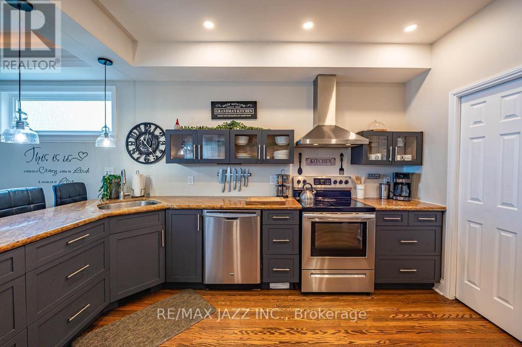 122 Morris Lane, Scugog, ON - Indoor Photo Showing Kitchen