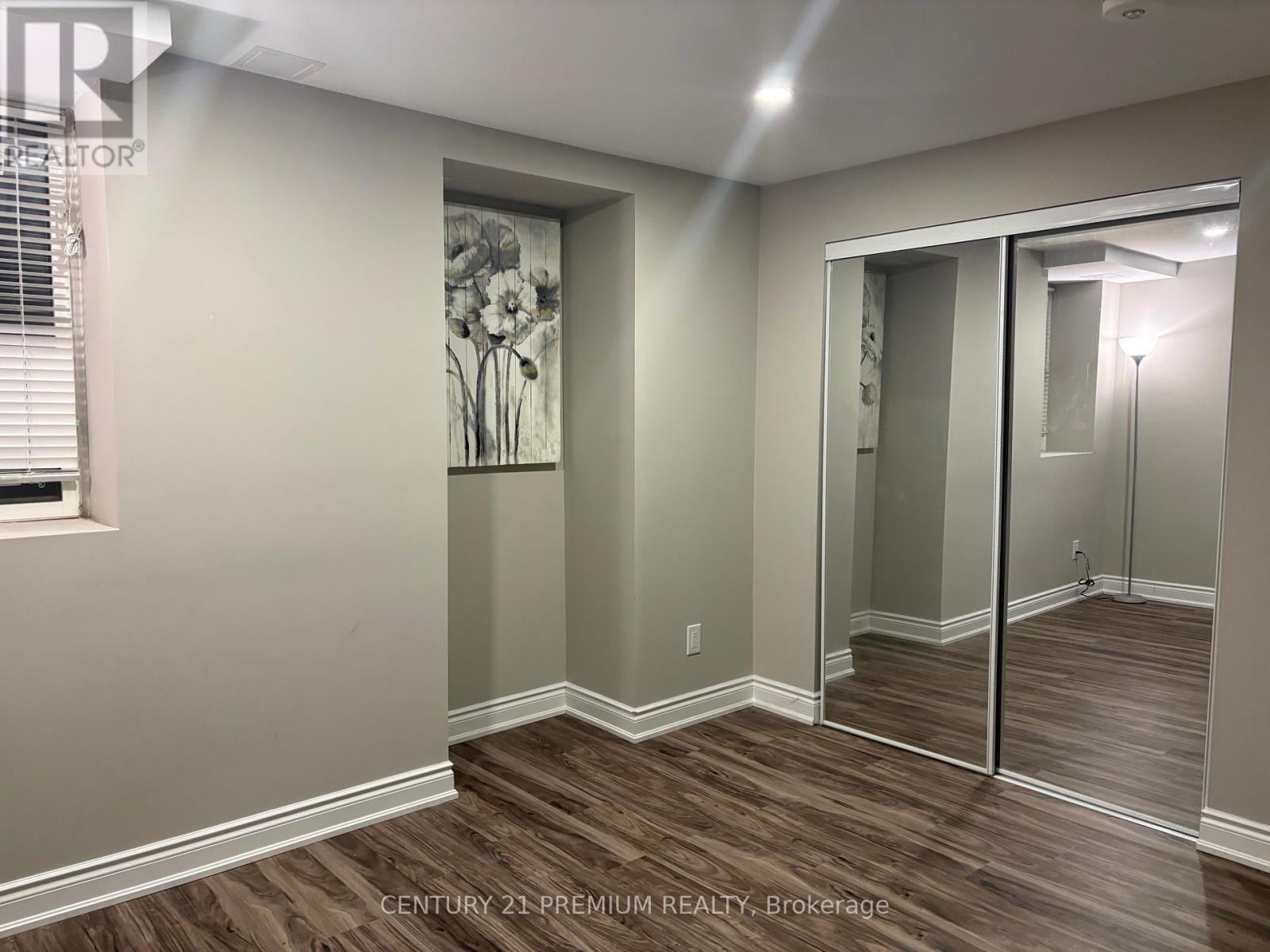 Bsmt 1A - 265 Chilver Heights, Milton, ON - Indoor Photo Showing Other Room