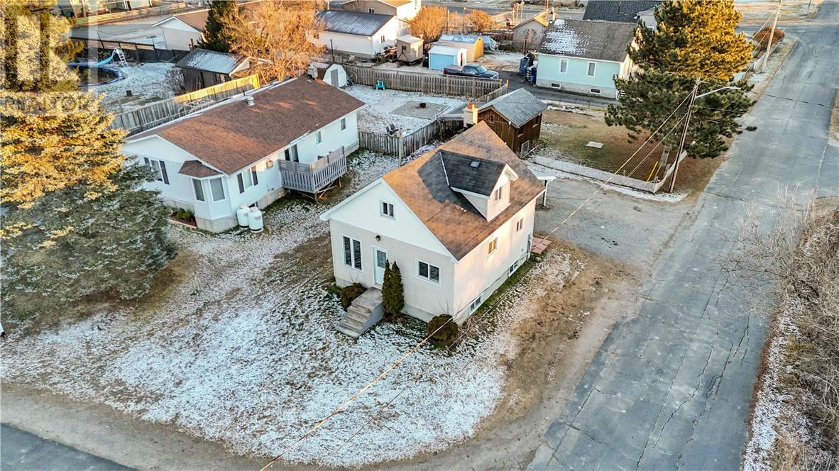 165 Cedar Street, Massey, ON - Outdoor