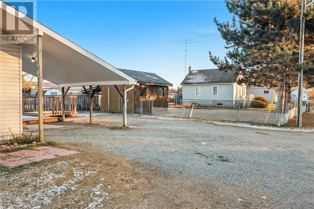 165 Cedar Street, Massey, ON - Outdoor