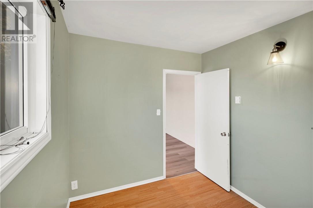 165 Cedar Street, Massey, ON - Indoor Photo Showing Other Room