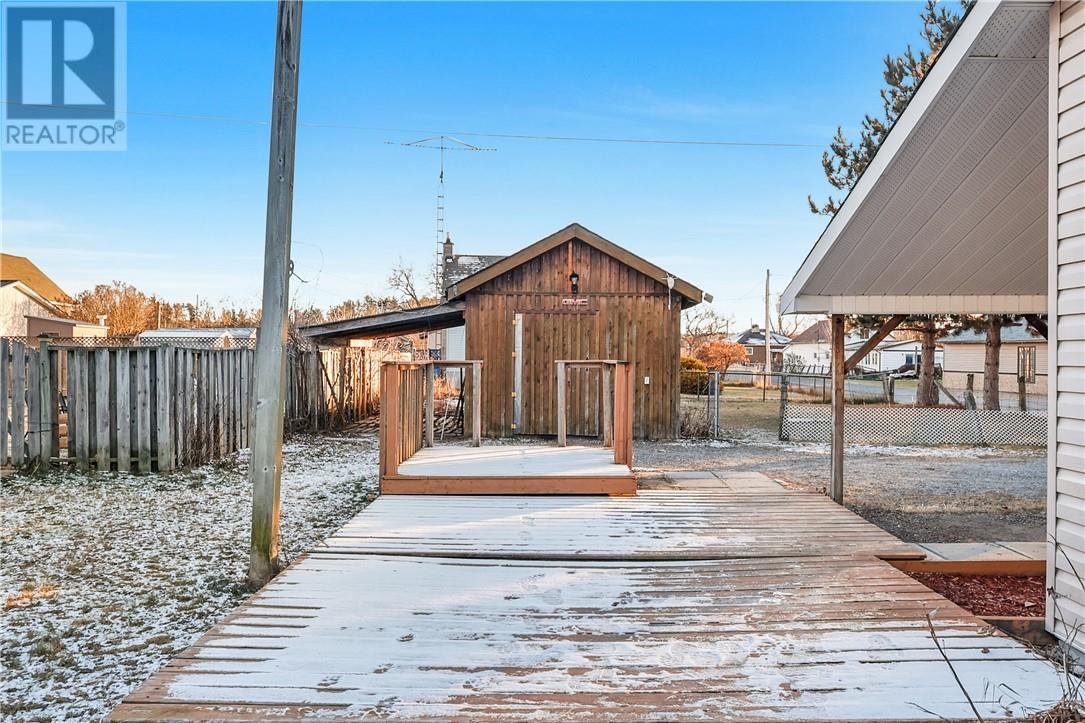 165 Cedar Street, Massey, ON - Outdoor