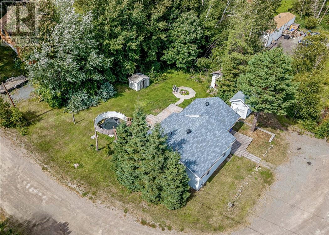 13 Arnold, Lively, ON - Outdoor