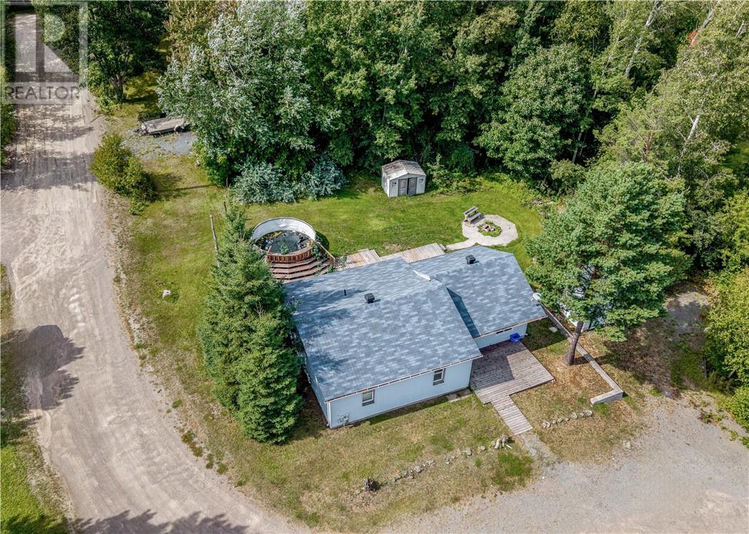 13 Arnold, Lively, ON - Outdoor