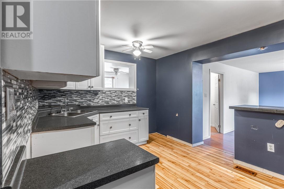 13 Arnold, Lively, ON - Indoor Photo Showing Kitchen With Double Sink