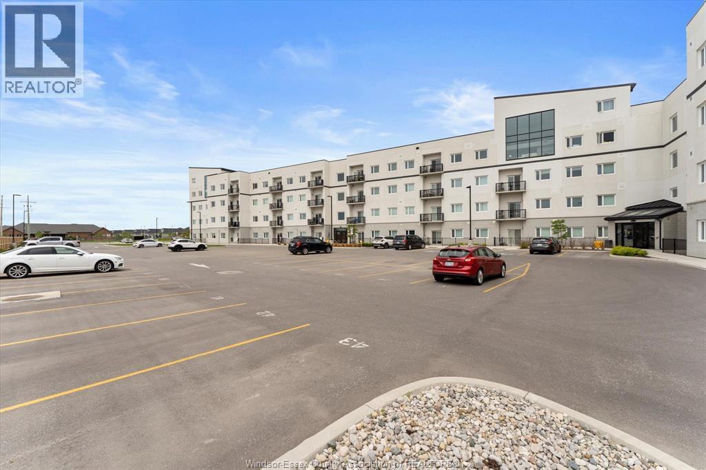 1900 6Th Concession Road Unit# 312, Windsor, ON - Outdoor