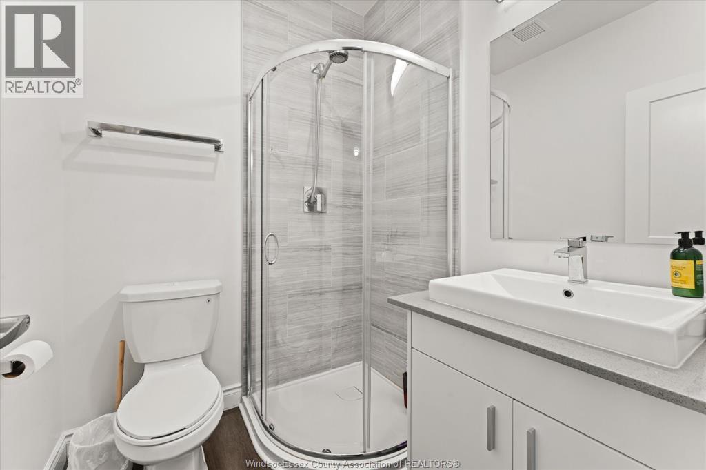 1900 6Th Concession Road Unit# 312, Windsor, ON - Indoor Photo Showing Bathroom