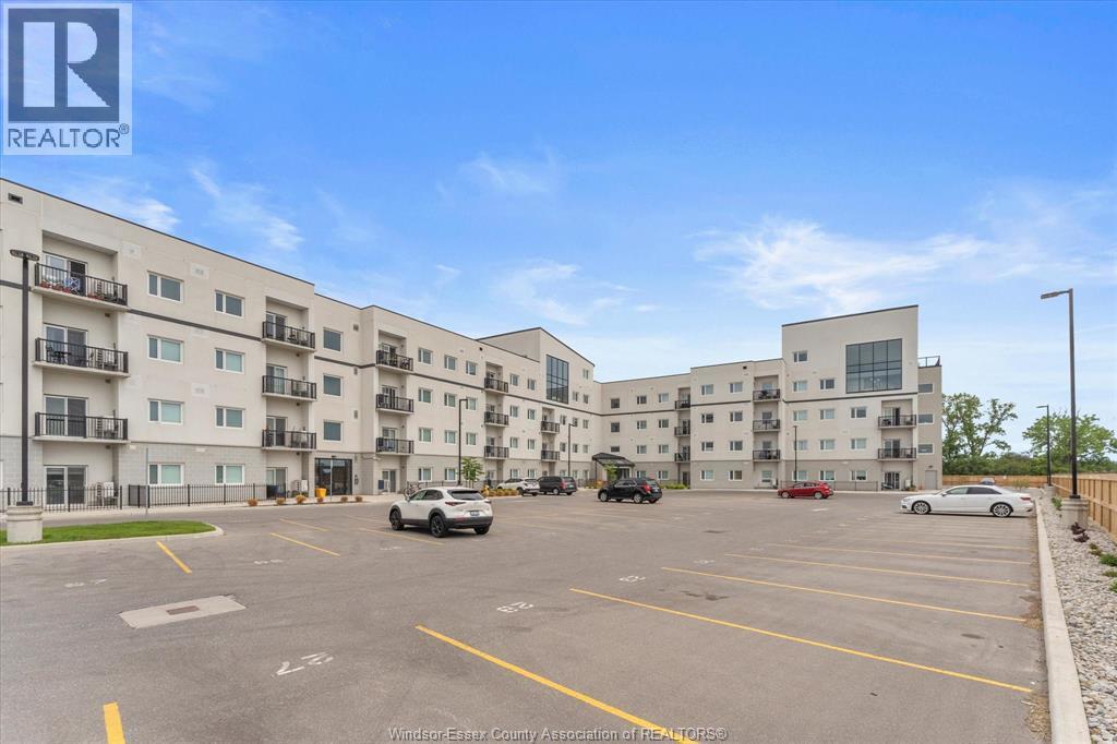 1900 6Th Concession Road Unit# 312, Windsor, ON - Outdoor