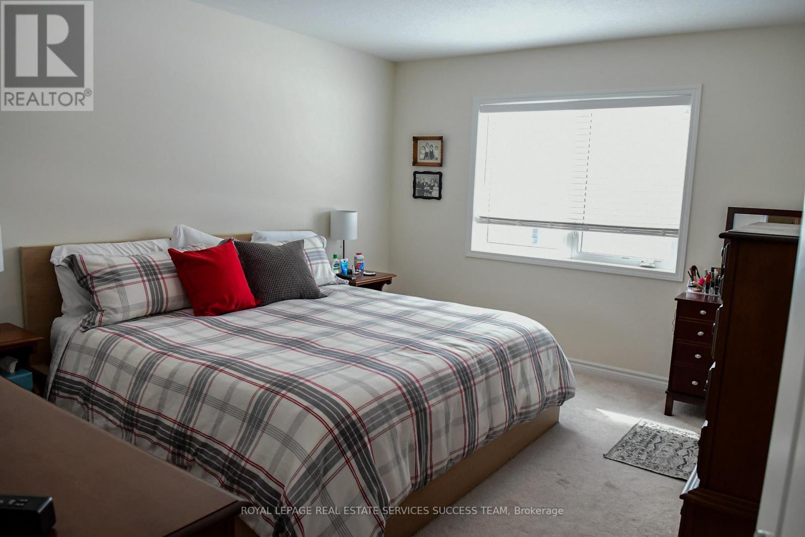 Bedroom - 230 Waterbrook Lane, Kitchener, ON - Indoor Photo Showing Bedroom