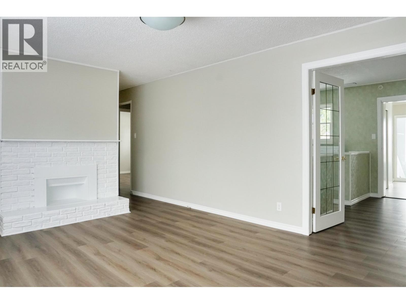 105 Lillooet Crescent, Kitimat, BC - Indoor With Fireplace