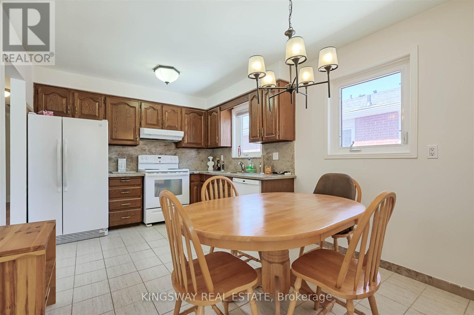 184 Edmonton Drive, Toronto, ON - Indoor Photo Showing Dining Room