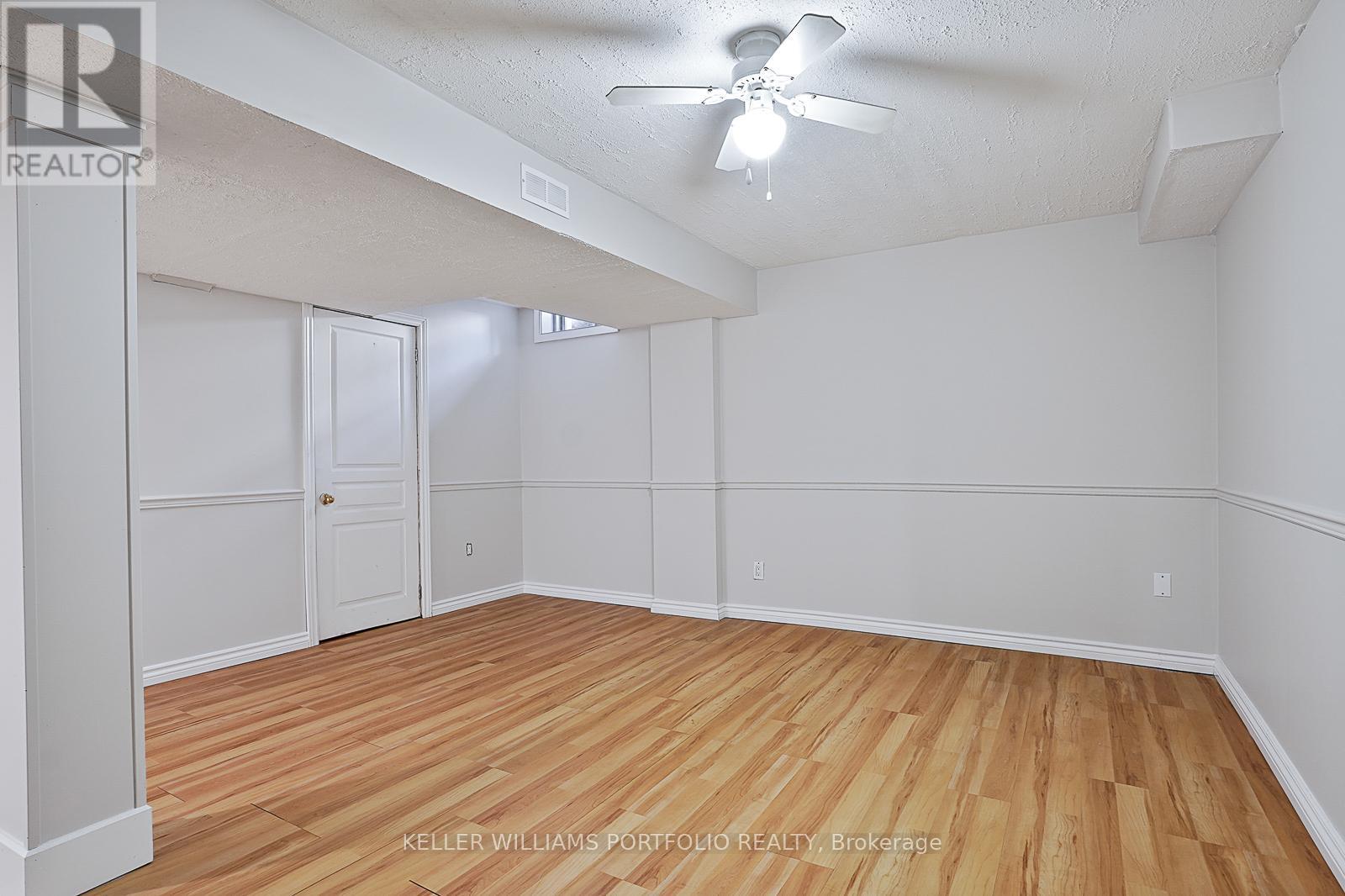 334 Sparrow Circle, Pickering, ON - Indoor Photo Showing Other Room