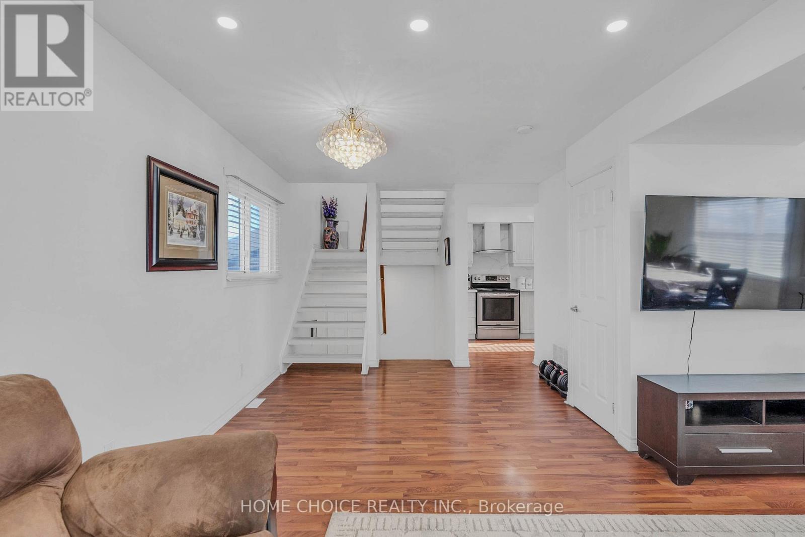 144 Fraser Street, Bradford West Gwillimbury, ON - Indoor