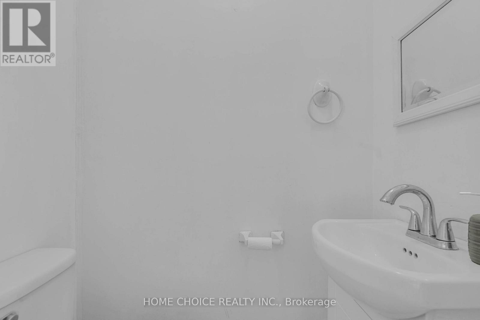 144 Fraser Street, Bradford West Gwillimbury, ON - Indoor Photo Showing Bathroom