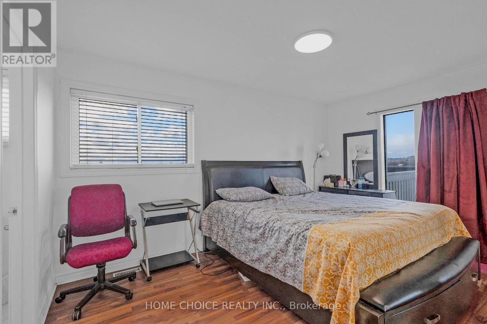 144 Fraser Street, Bradford West Gwillimbury, ON - Indoor Photo Showing Bedroom
