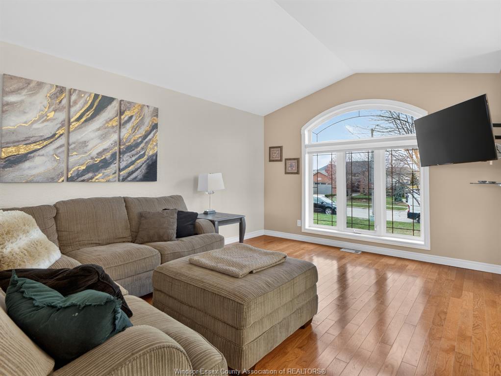 873 Westwood, Lakeshore, ON