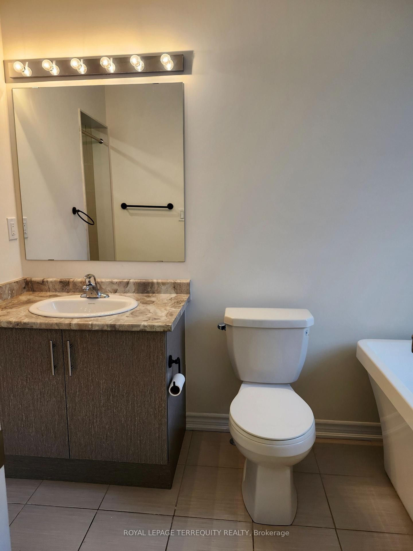 2521 Athena Path, Pickering, ON