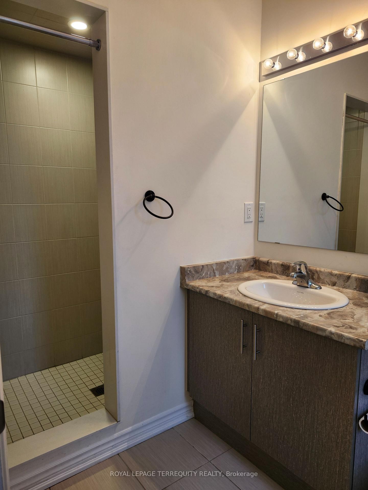 2521 Athena Path, Pickering, ON