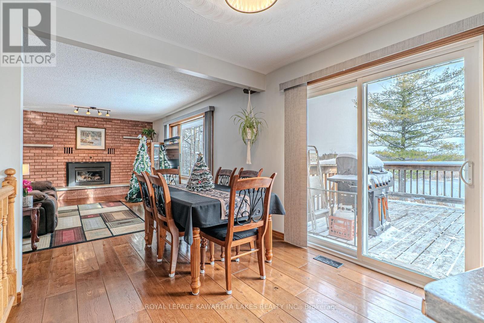1 Bridle Road, Kawartha Lakes (Ops), ON - Indoor Photo Showing Dining Room With Fireplace