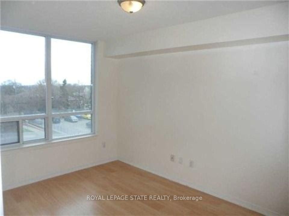 301-2772 Keele Street, Toronto, ON - Indoor Photo Showing Other Room
