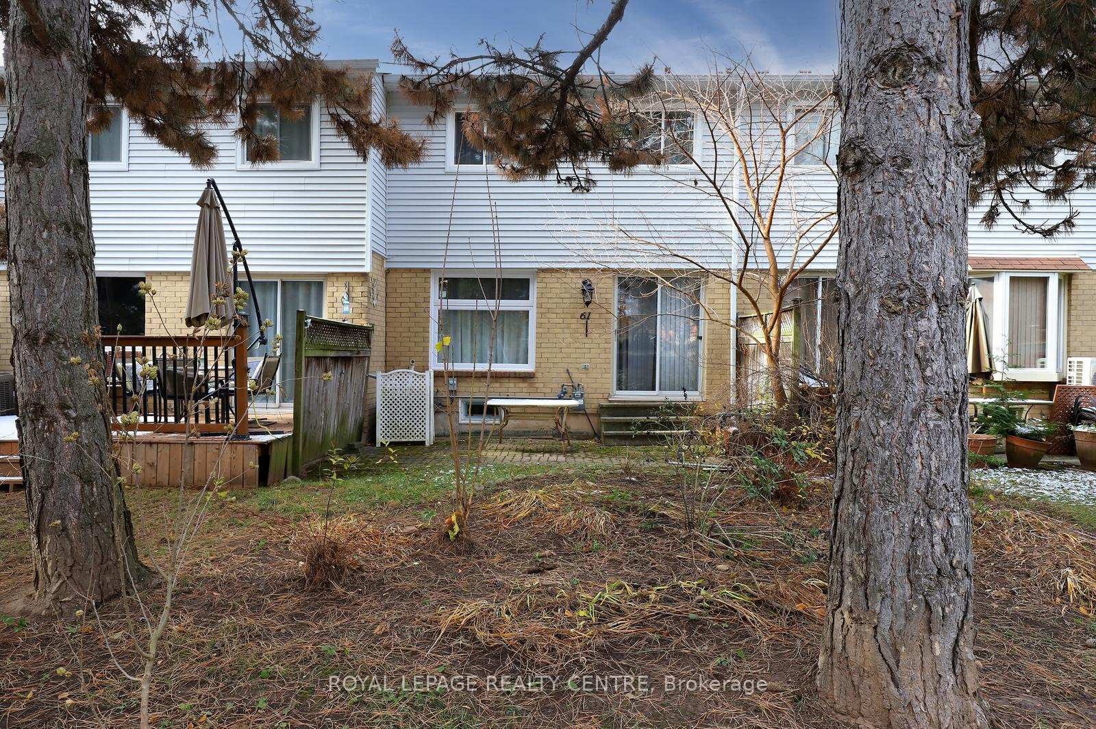 61-1214 Kirstie Court, Oakville, ON - Outdoor