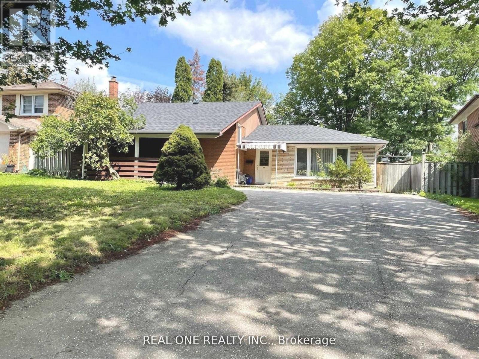 17 Valleycrest Avenue, Markham, ON - Outdoor