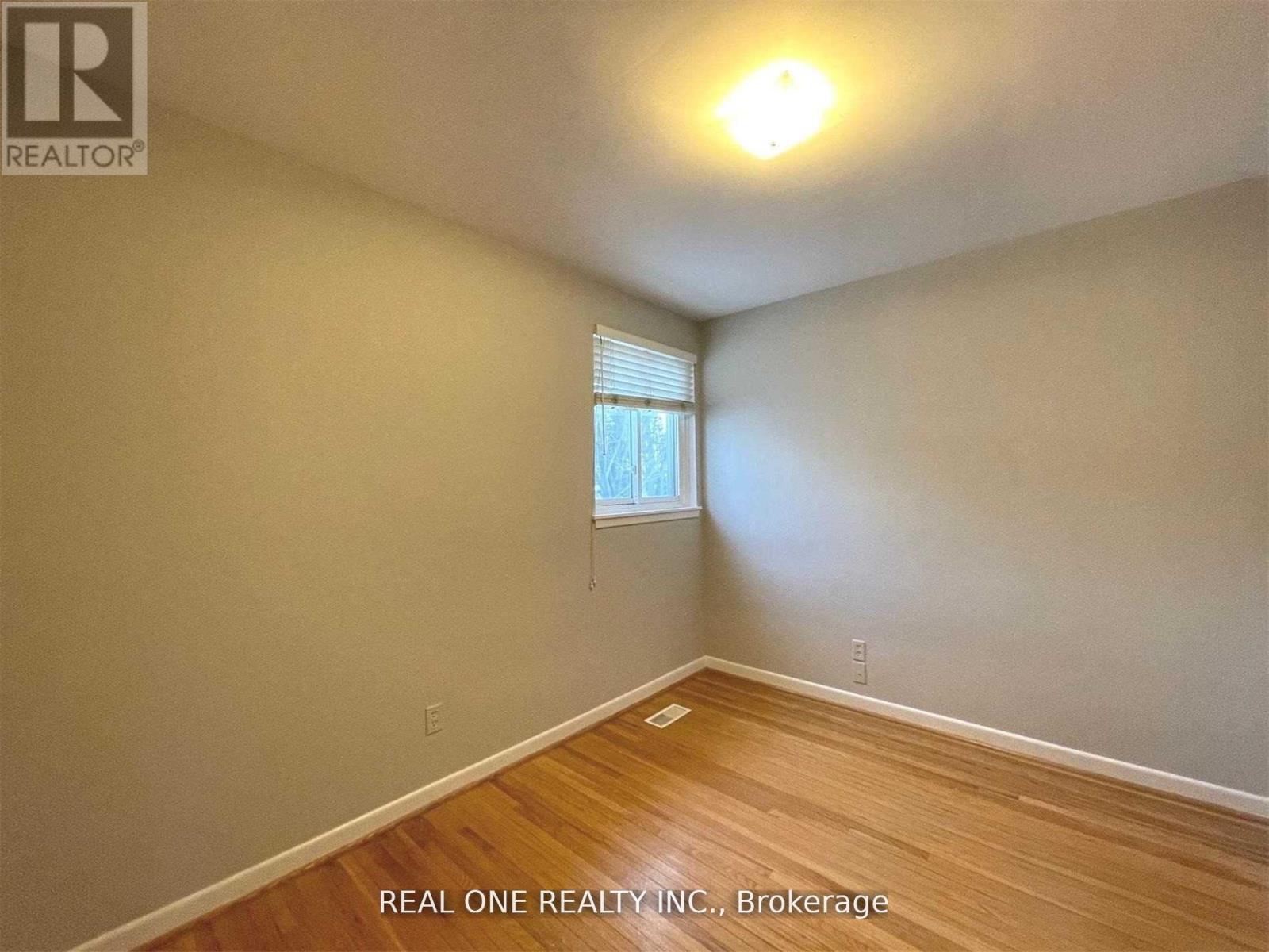 17 Valleycrest Avenue, Markham, ON - Indoor Photo Showing Other Room