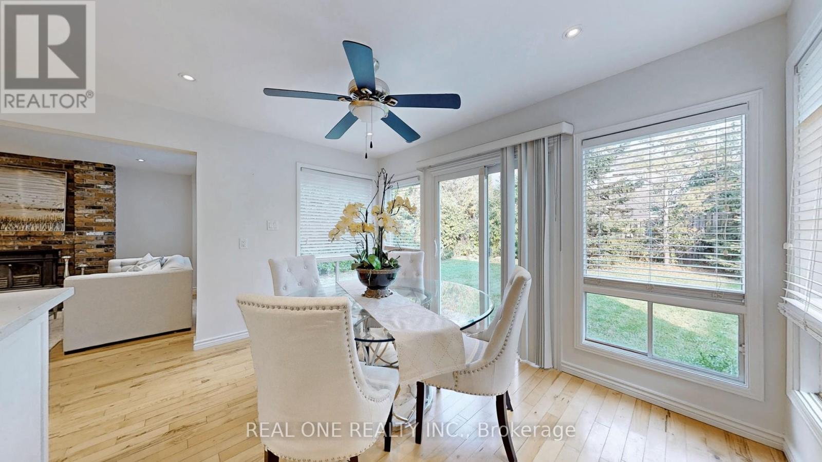 35 Aitken Circle, Markham, ON - Indoor Photo Showing Dining Room