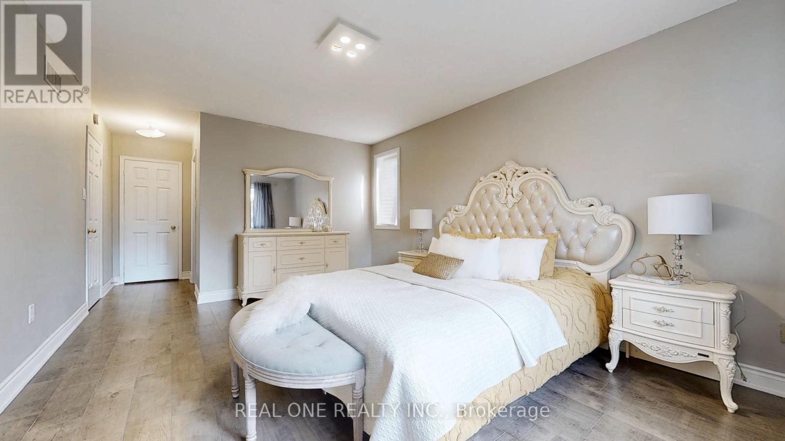 35 Aitken Circle, Markham, ON - Indoor Photo Showing Bedroom