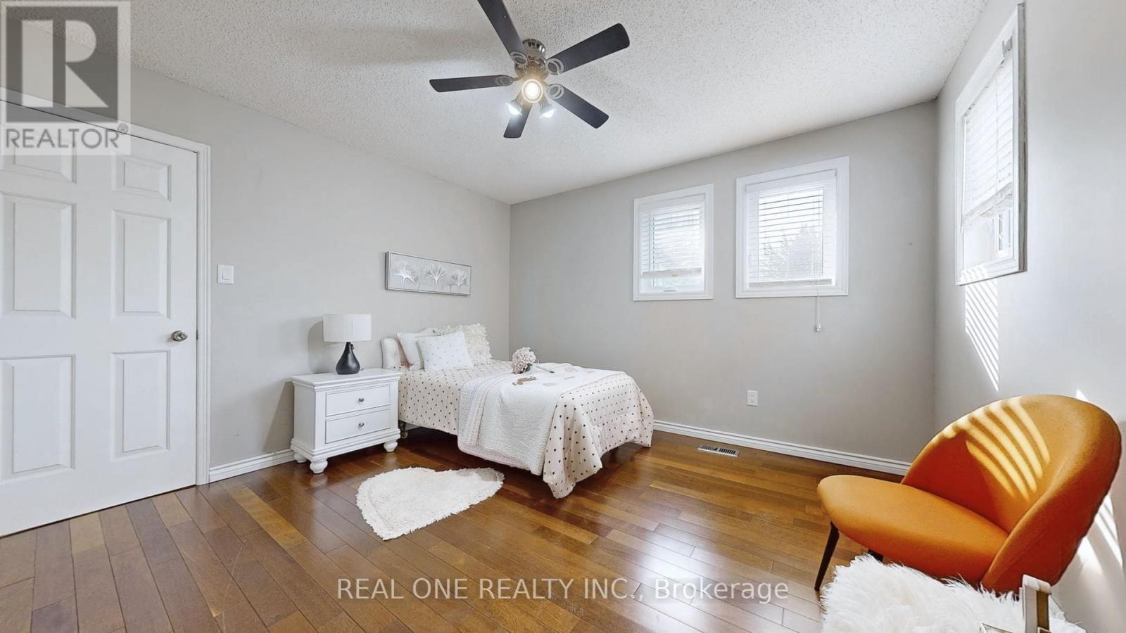 35 Aitken Circle, Markham, ON - Indoor Photo Showing Bedroom
