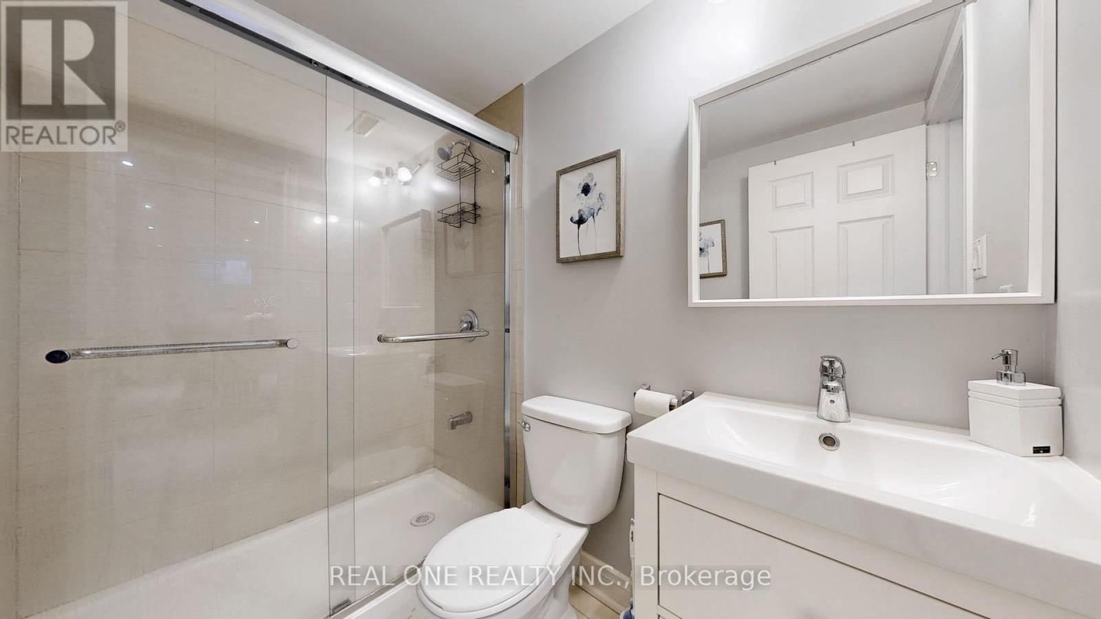35 Aitken Circle, Markham, ON - Indoor Photo Showing Bathroom