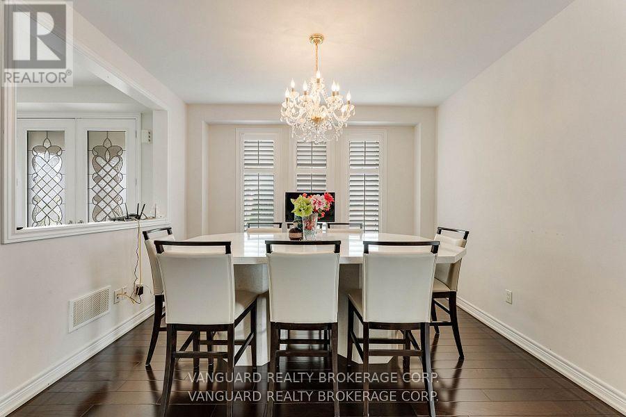 75 Treetops Boulevard, New Tecumseth, ON - Indoor Photo Showing Dining Room